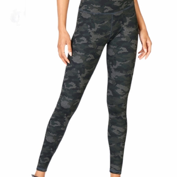 Fabletics Pants - FABLETICS power hold mid rise camouflage l…